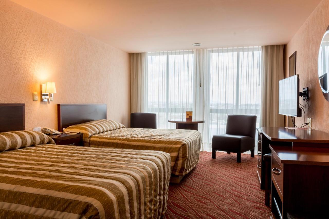 Hotel Real Plaza อากวสคาเลียนเทส ภายนอก รูปภาพ