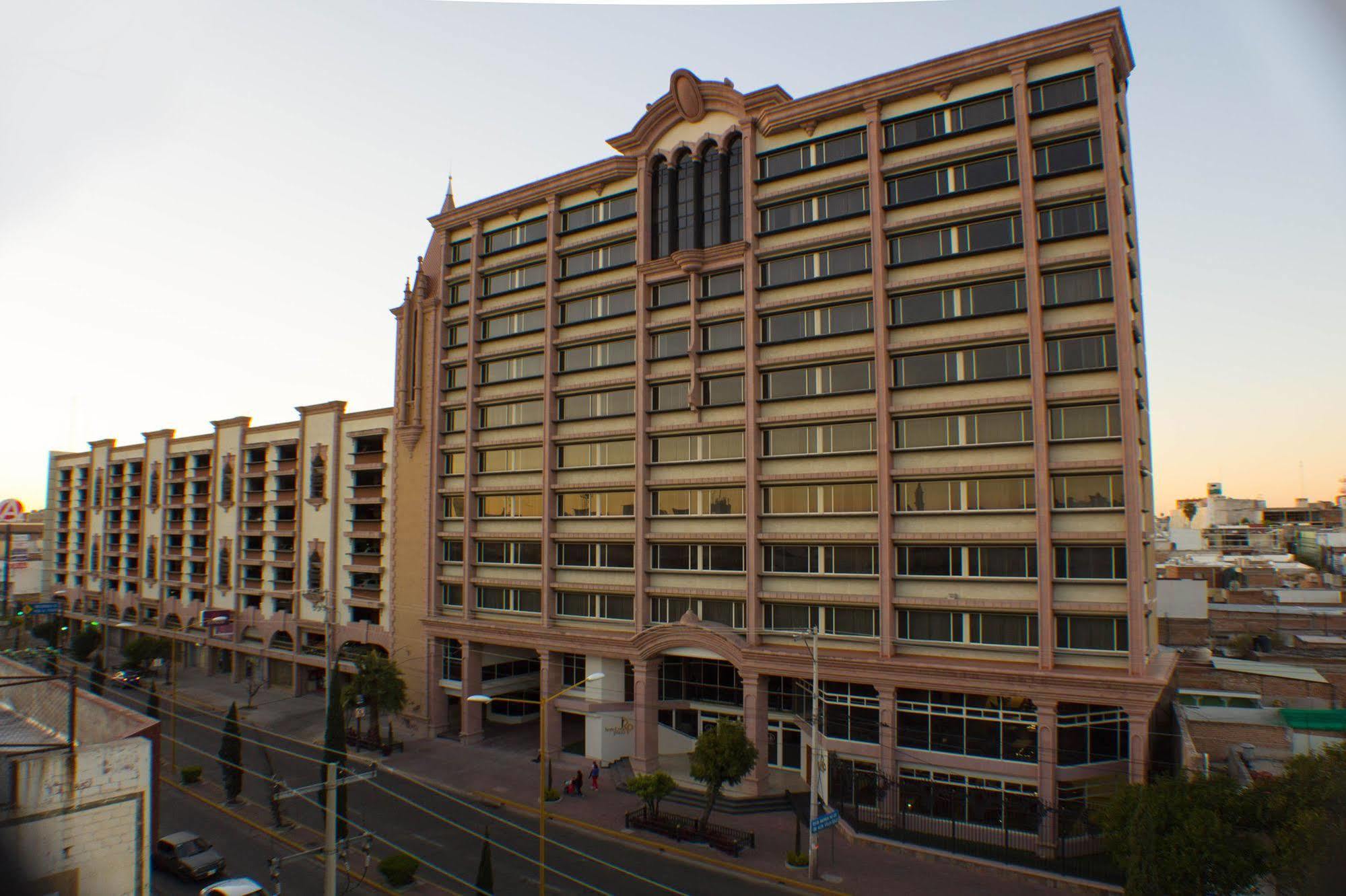 Hotel Real Plaza อากวสคาเลียนเทส ภายนอก รูปภาพ