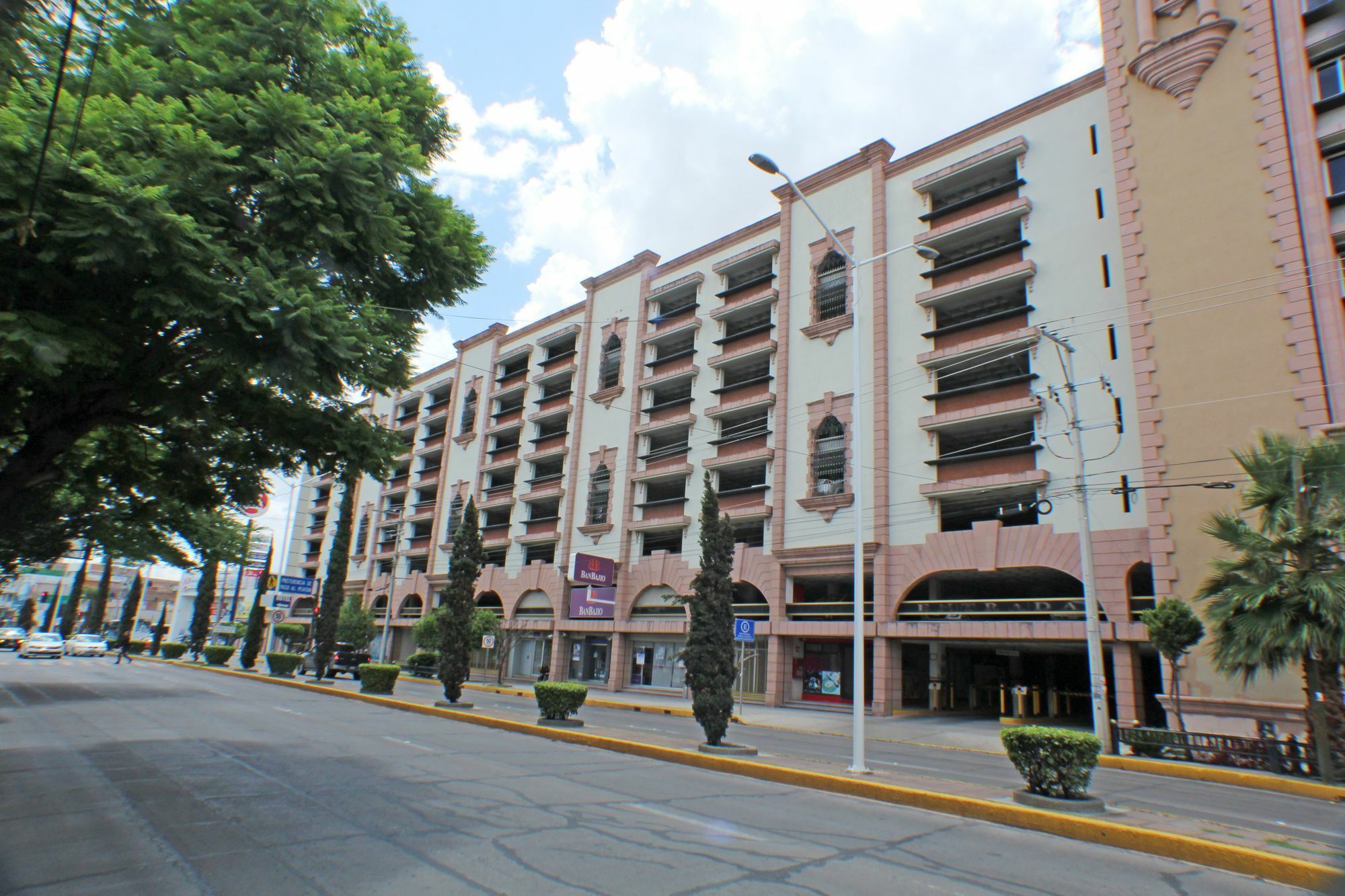 Hotel Real Plaza อากวสคาเลียนเทส ภายนอก รูปภาพ