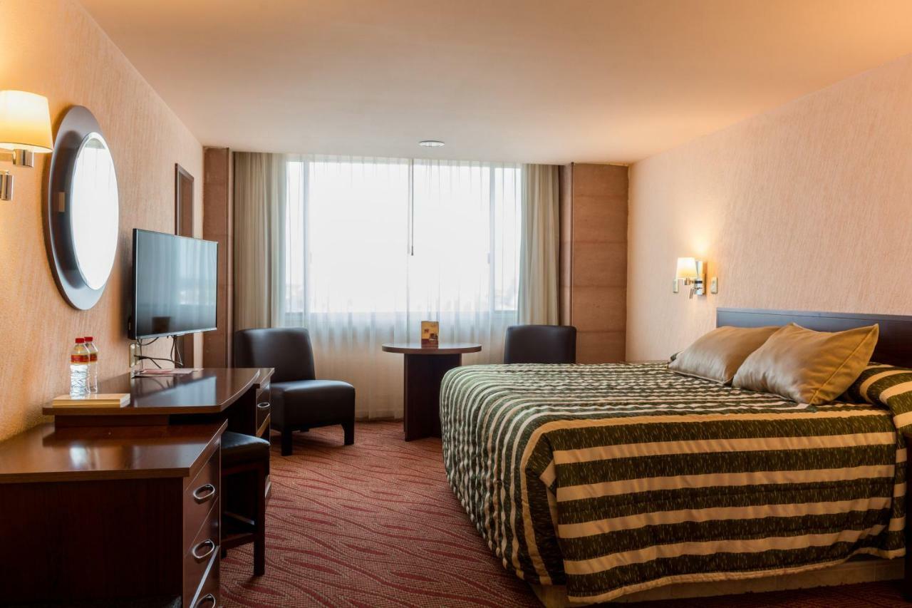 Hotel Real Plaza อากวสคาเลียนเทส ภายนอก รูปภาพ